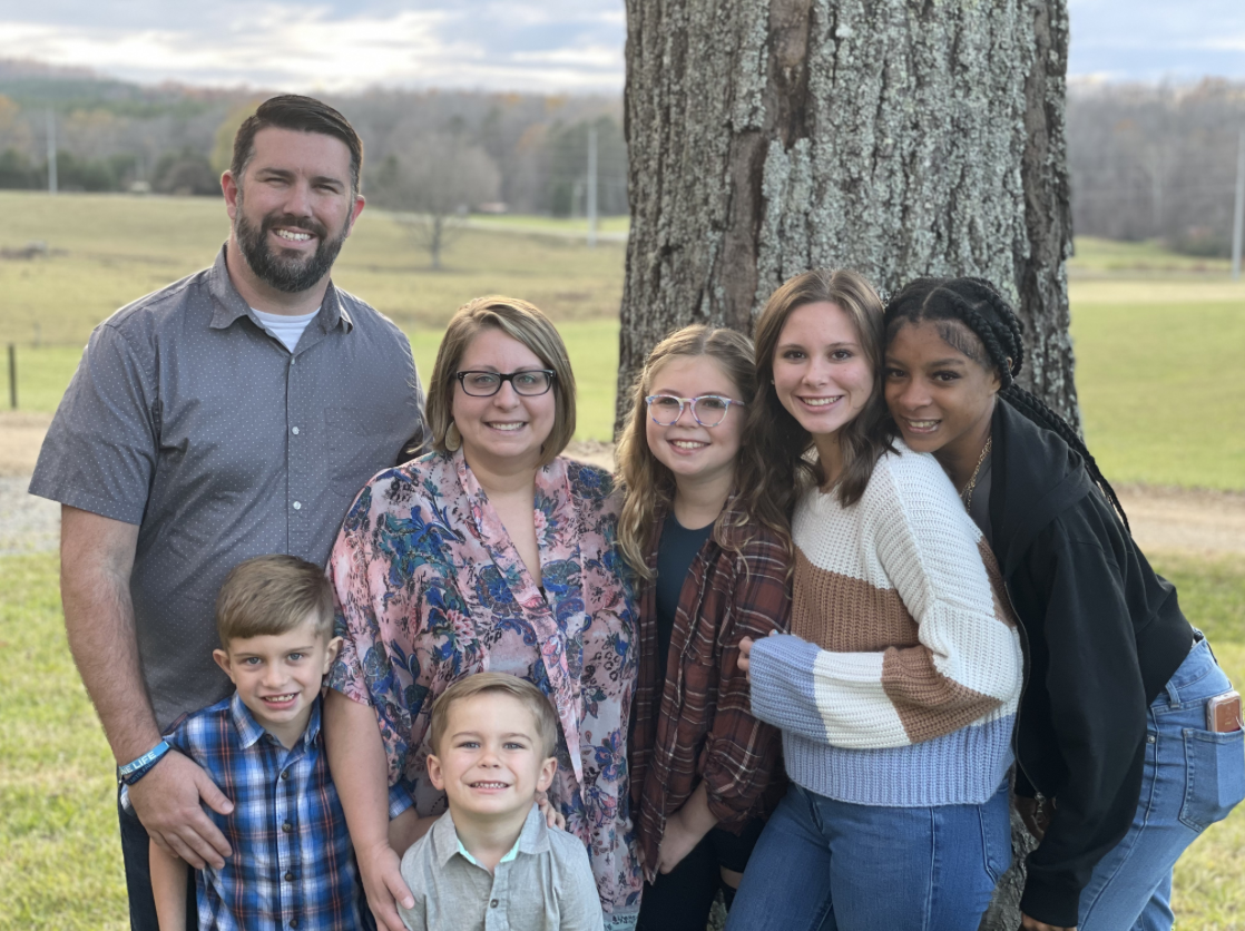 You are currently viewing The Church Rallies Around a Foster Family – by Vicky Kaseorg