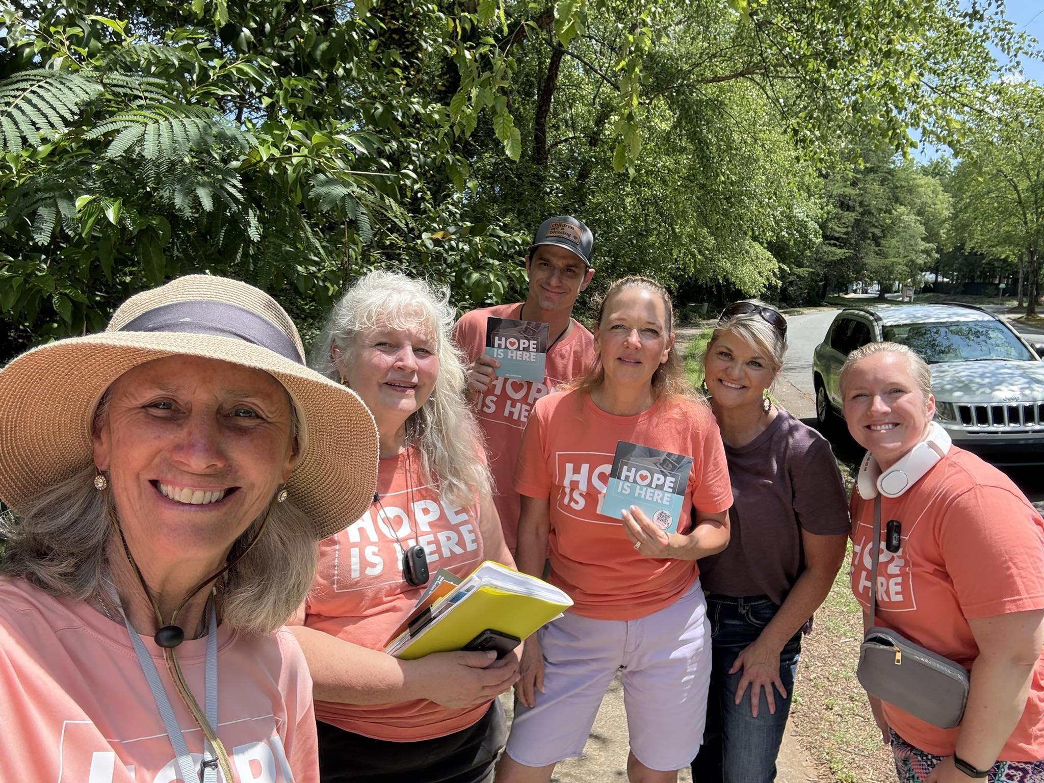 Sidewalk team of Christians offering hope outside an abortion center